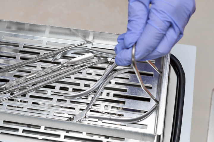 How To Clean Medical Device Components To Meet Regulatory Standards