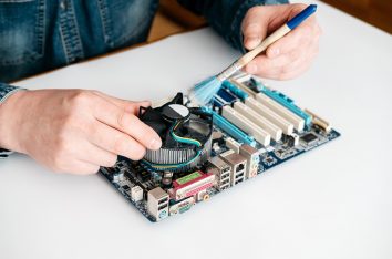 Best Practices To Clean A Circuit Board Without Alcohol